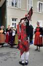 Un piper écossais fait danser Brug Arvor